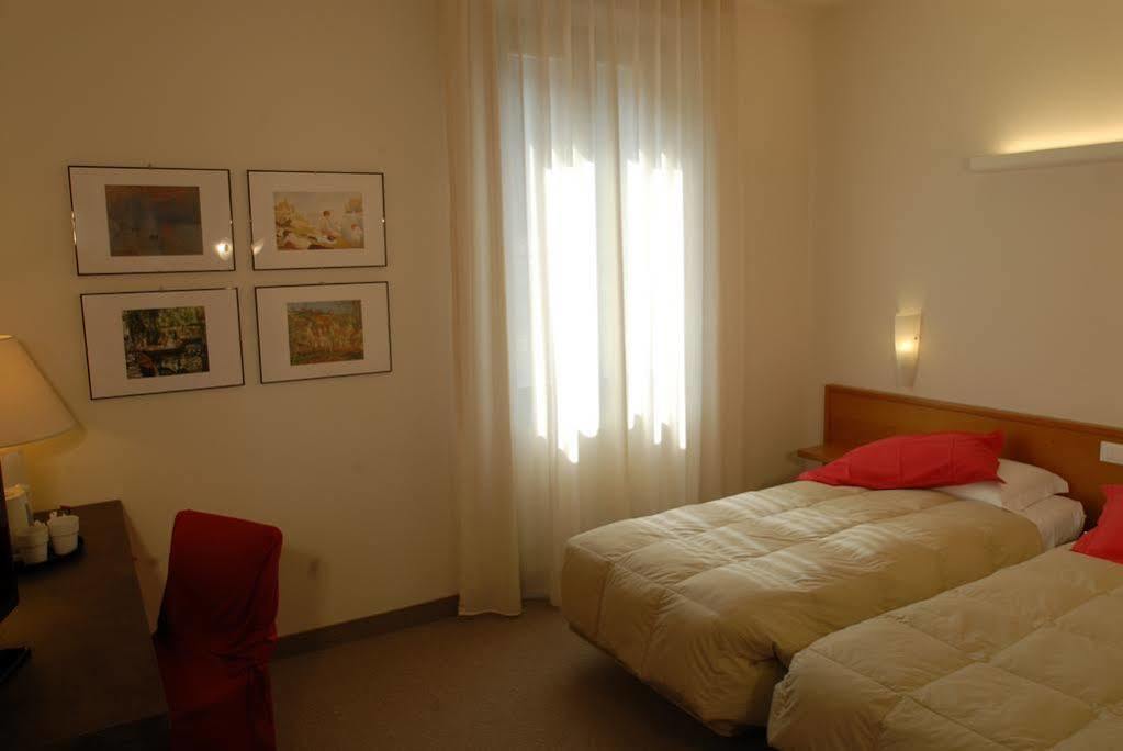 Albergo Al Sole メッツォロンバルド エクステリア 写真